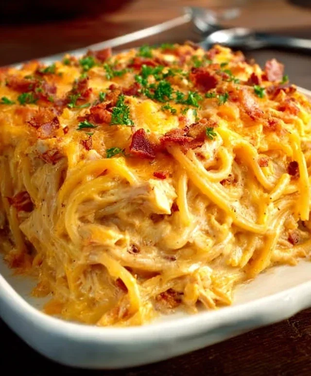 Spicy Southern Cheesy Chicken Spaghetti Casserole
